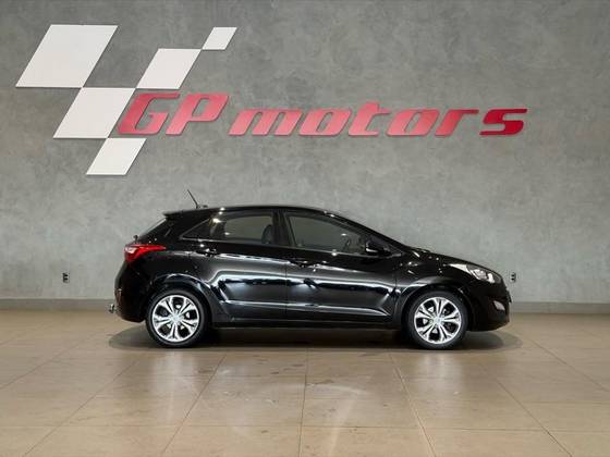 HYUNDAI I30 1.8 MPI 16V GASOLINA 4P AUTOMATICO HYUNDAI I30 1.8 MPI 16V GASOLINA 4P AUTOMATICO